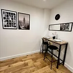 Cosy London Apartment - Stratford Near Abba Voyage, 02 Greenwich, Westfield